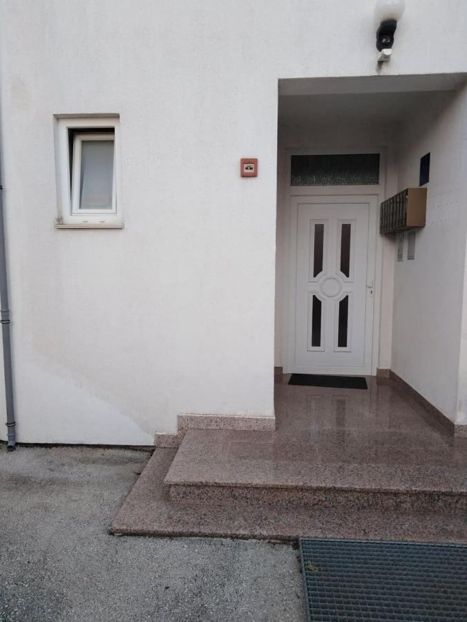 Apartment Maria Медулин Экстерьер фото